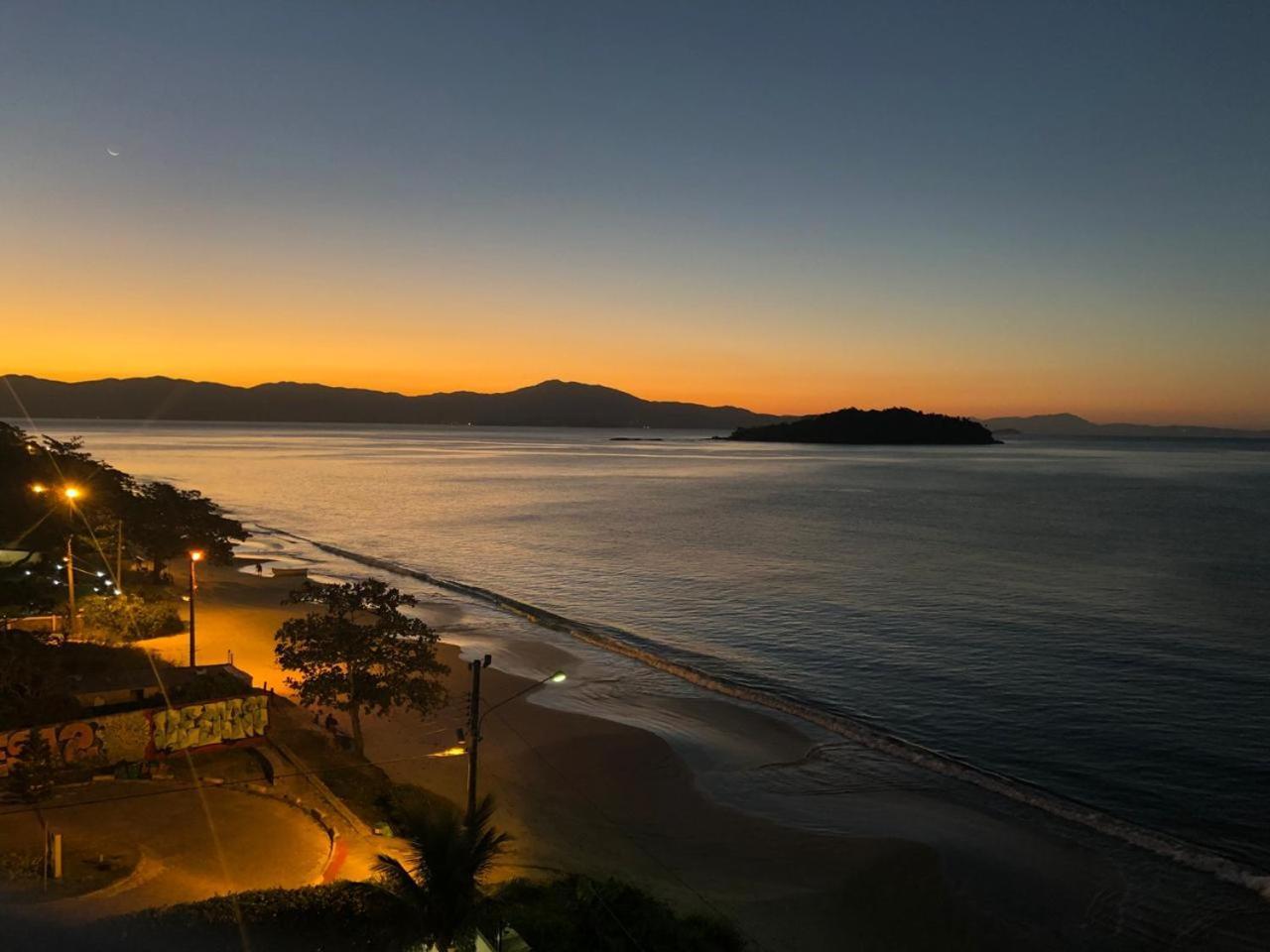 Cobertura Frente Ao Mar Lägenhet Florianópolis Exteriör bild